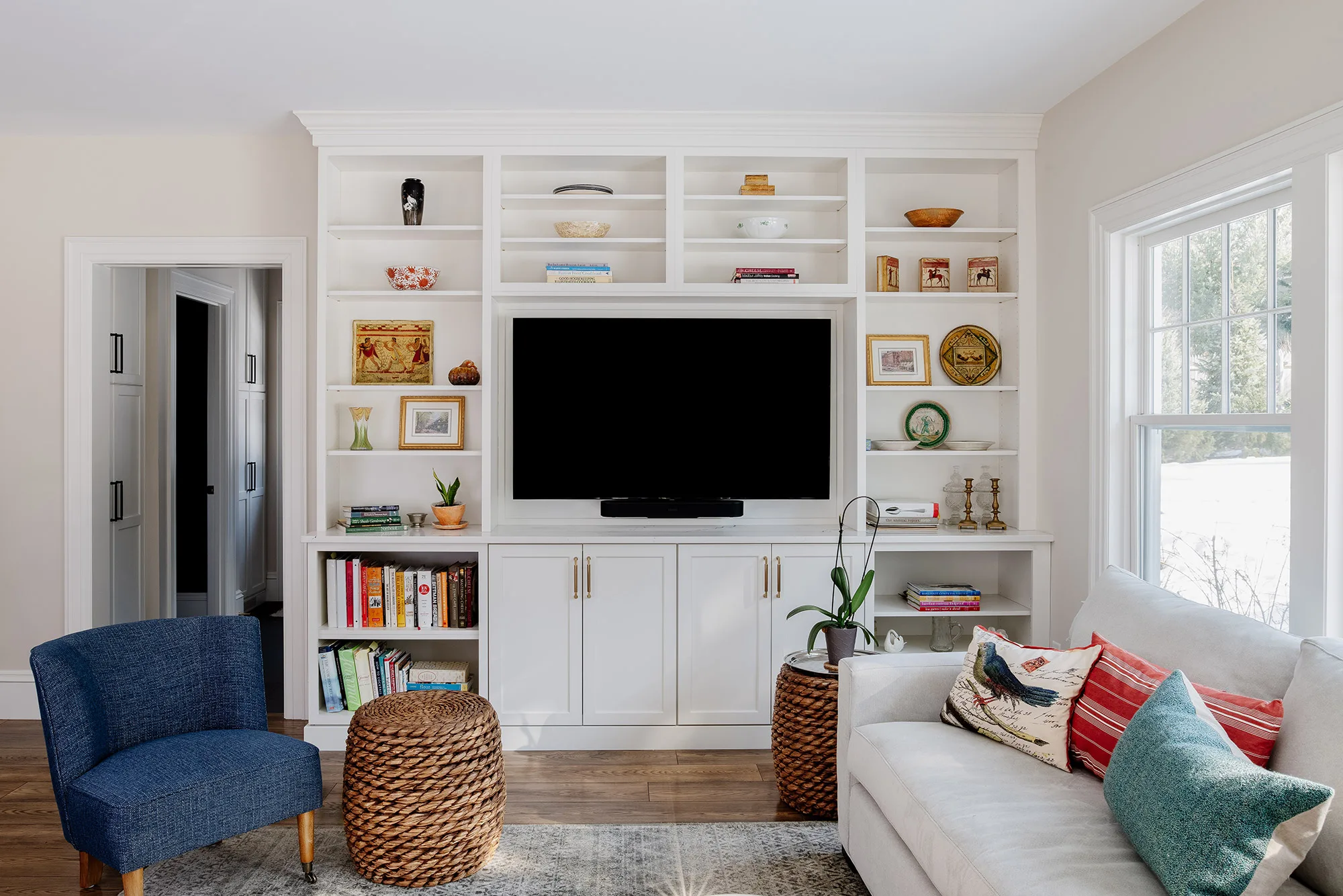 custom built-in living room cabinets